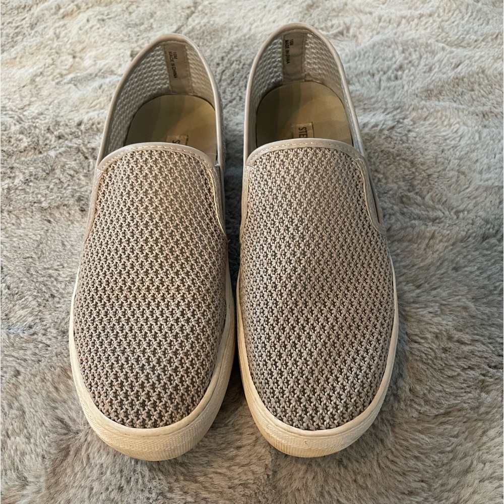 Steve Madden Gray Slip Ons